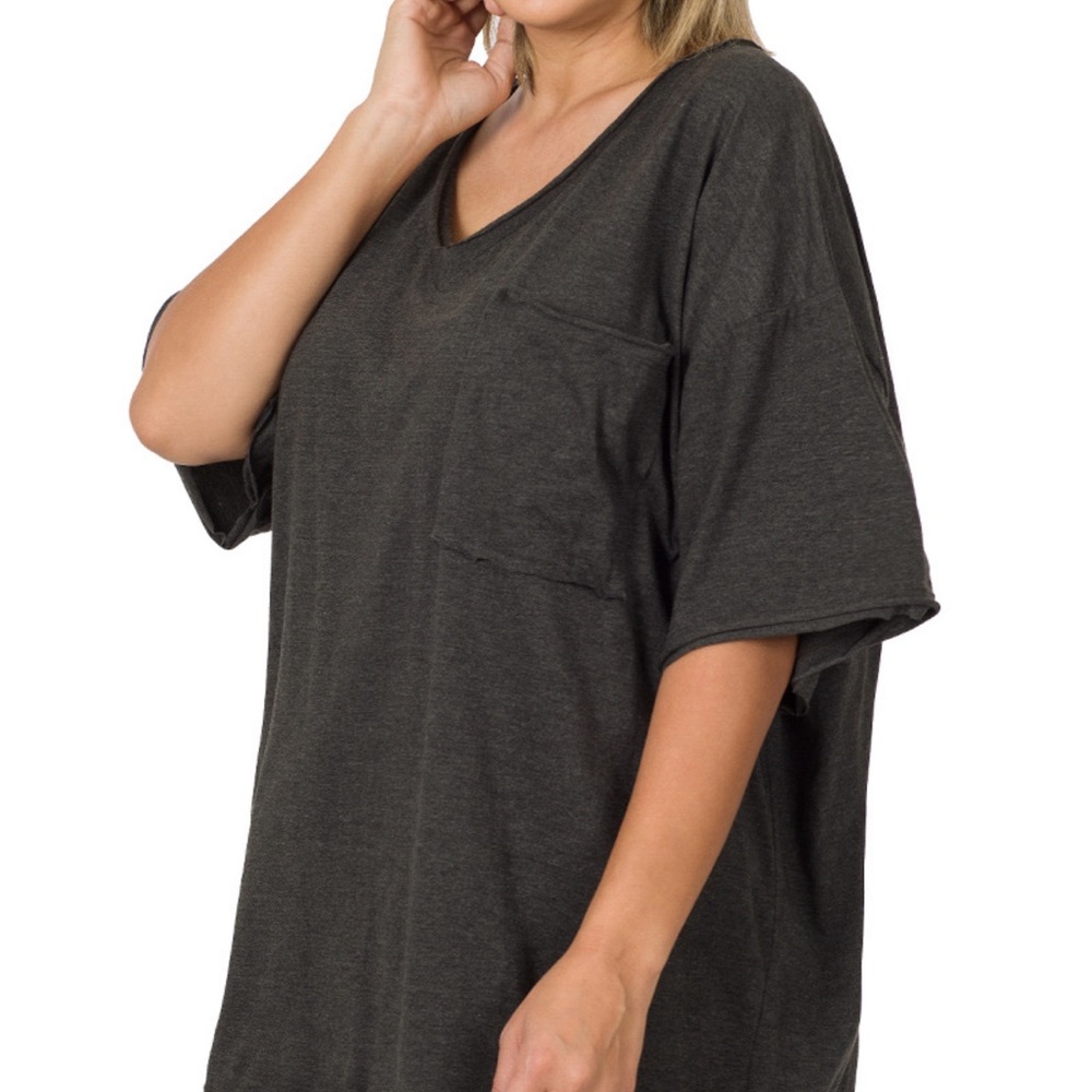 ZENANA Oversized Raw Edge Front Pocket Hi Low Tee Top - Picture 12 of 14